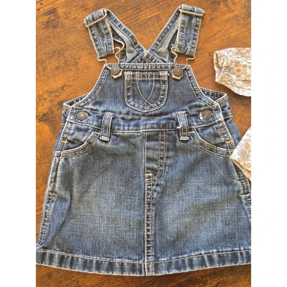 Vtg Old Navy Denim Overall Dress & babyGap Floral Blouse‎ Set 3-6 Mos Blue White